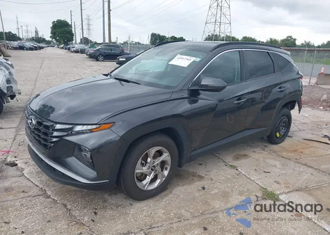 2022 Hyundai Tucson Sel z USA, uszkodzony, nr VIN 5NMJB3AE7NH127006